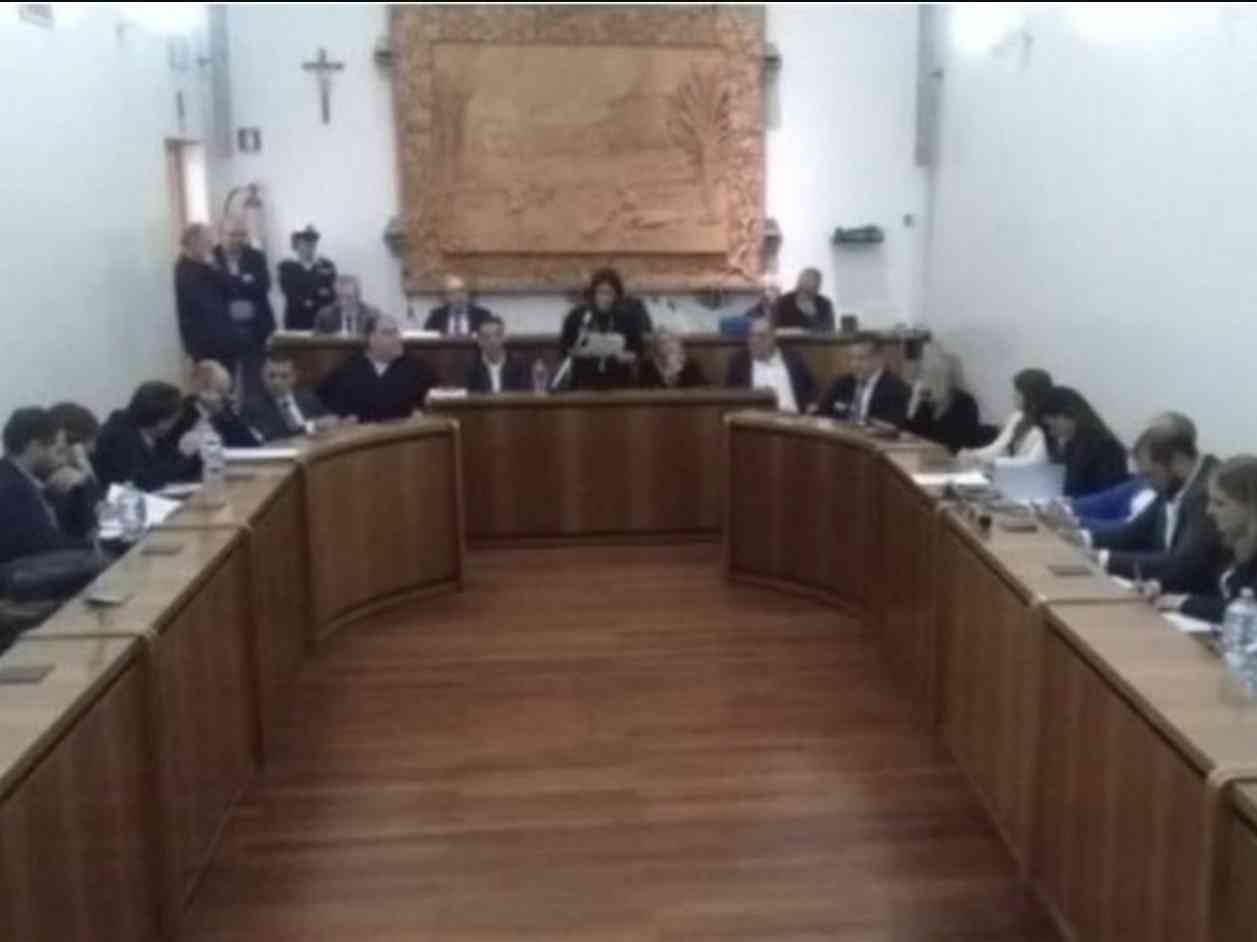 Immagine articolo: Menfi, convocato Consiglio Comunale per il 29 marzo. Ecco i punti all'ordine del giorno