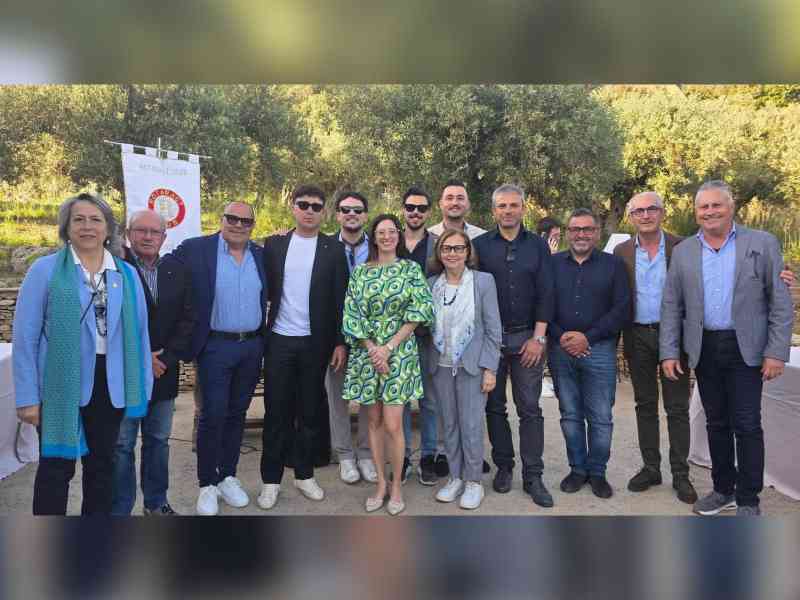 Immagine articolo: Grande successo per il “Taste the Wine“, un viaggio sensoriale tra “Calici e Sapori“
