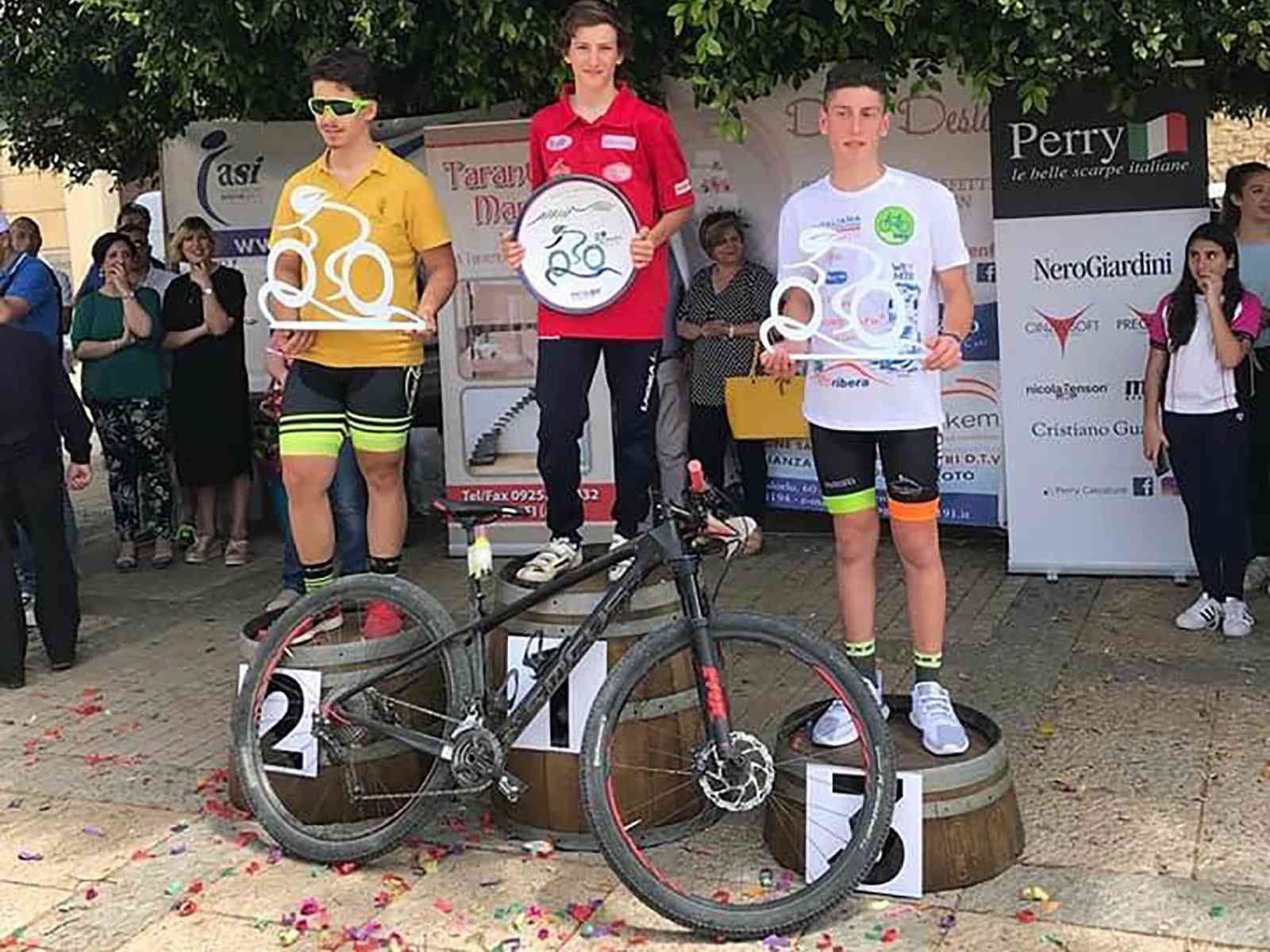 Immagine articolo: 168 ciclisti per la Granfondo Città di Menfi. Un menfitano tra i vincitori