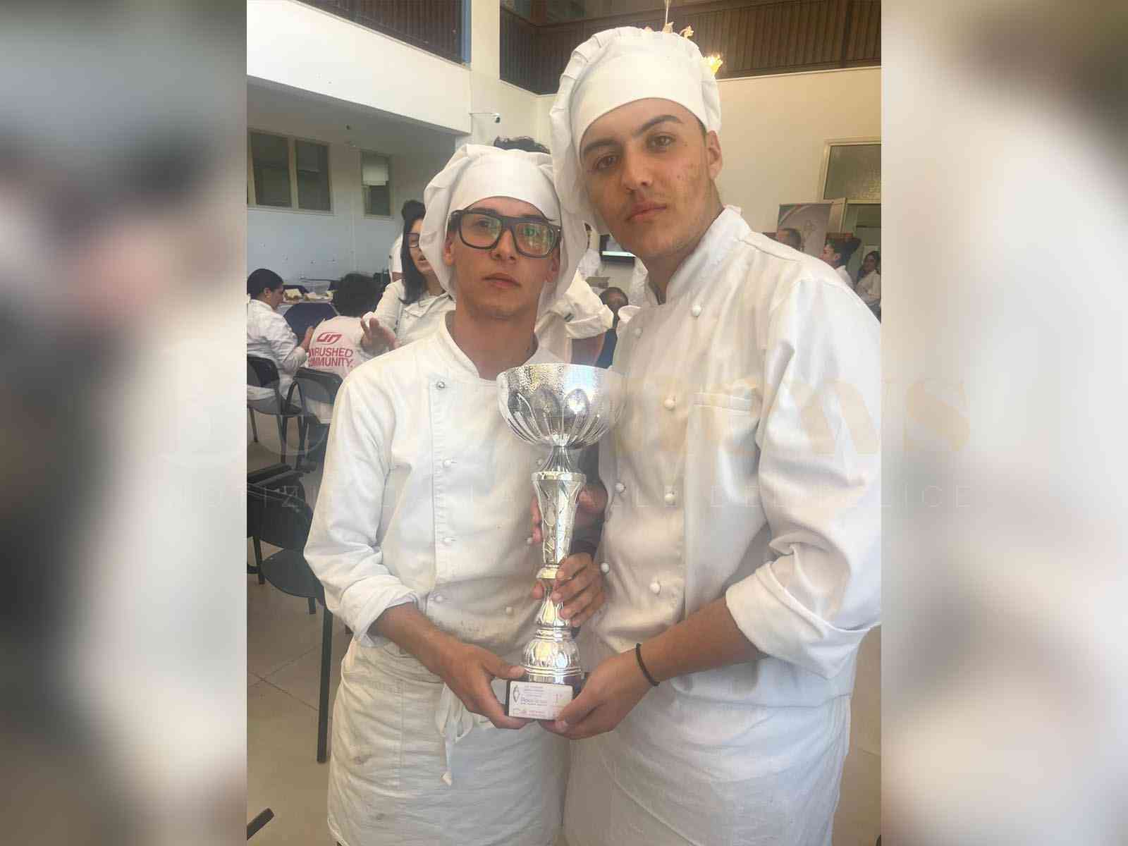 Immagine articolo: Il giovane chef di Poggioreale Antonino Maria Palermo, 1° nel settore pasticceria del concorso professionale: ”DescoSicano 2026”