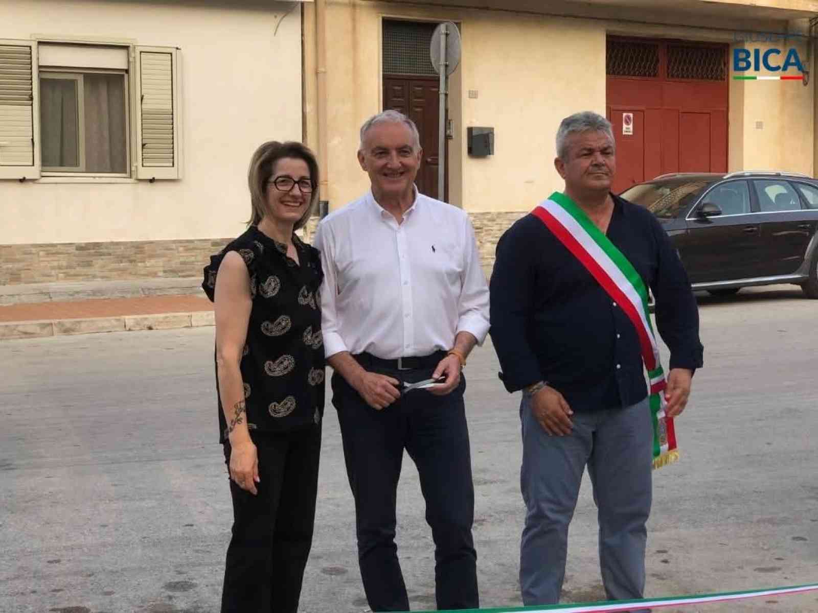 Immagine articolo: Inaugurata a Poggioreale la nuova piazza E.Berlinguer