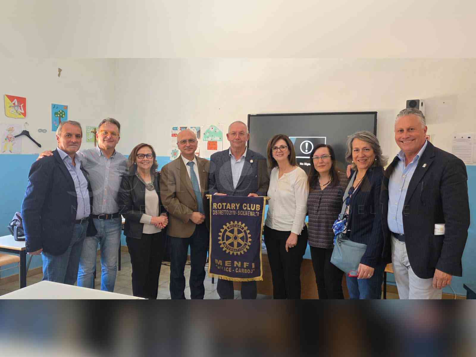 Immagine articolo: Progetto SOS Api 4.0 “Il Mondo delle Api”. Concluso l'incontro con gli studenti del Liceo Scientifico “Archimede” di Menfi